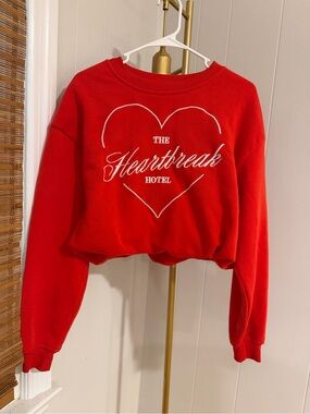 Sugarkiss Red "The Heartbreak Hotel" Embroidered Cropped Sweatshirt M